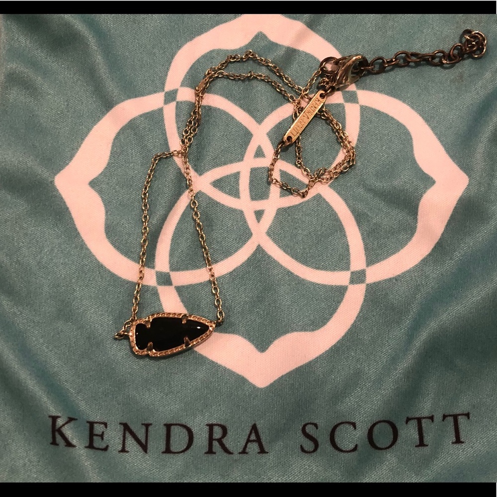 Kendra Scott Black and gold arrowhead necklace